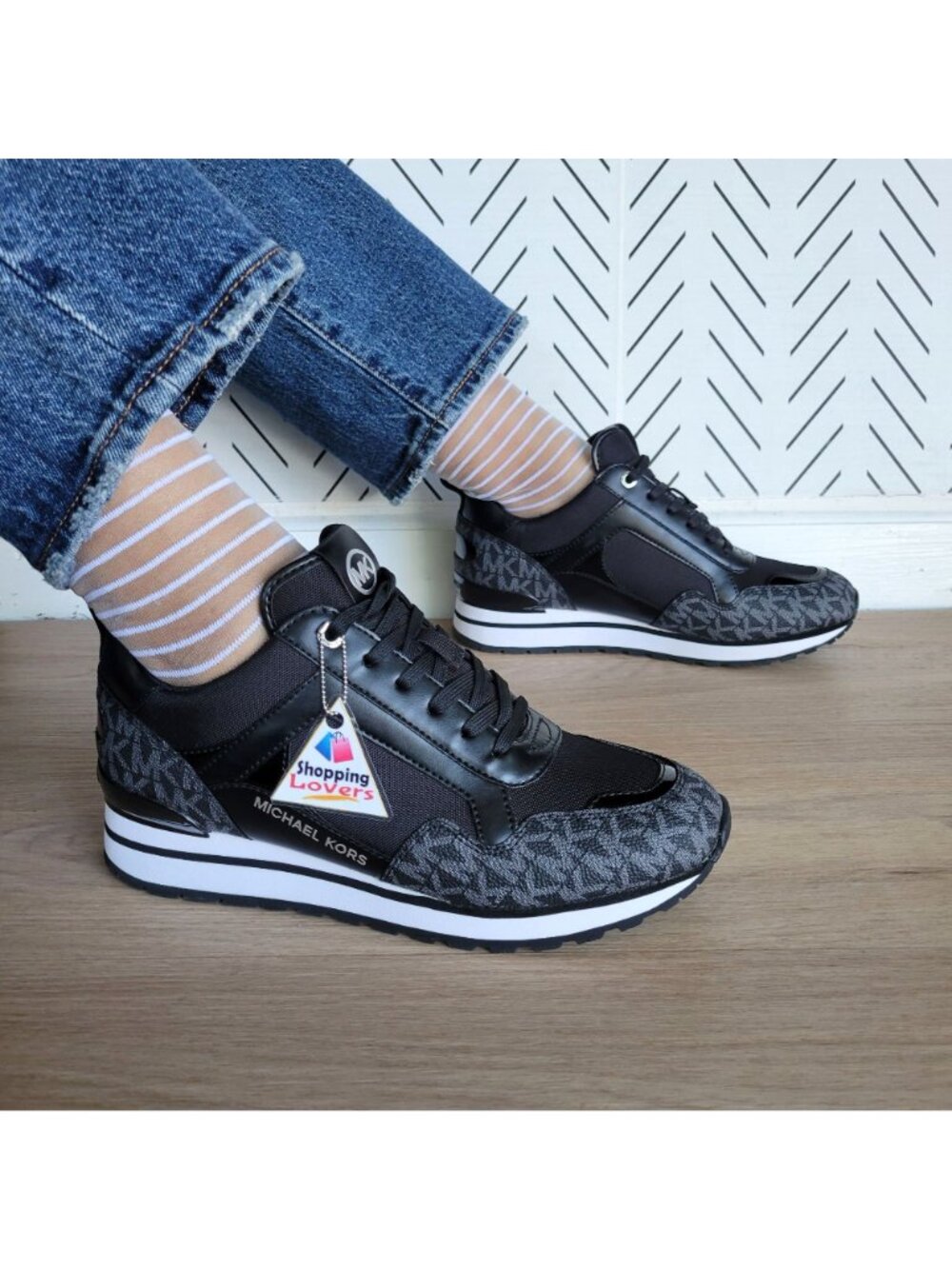 ❤️MICHAEL KORS WILMA Trainer Sneaker 5.5 Womens Shoes Black Monogram MK Logo New - Picture 2 of 11